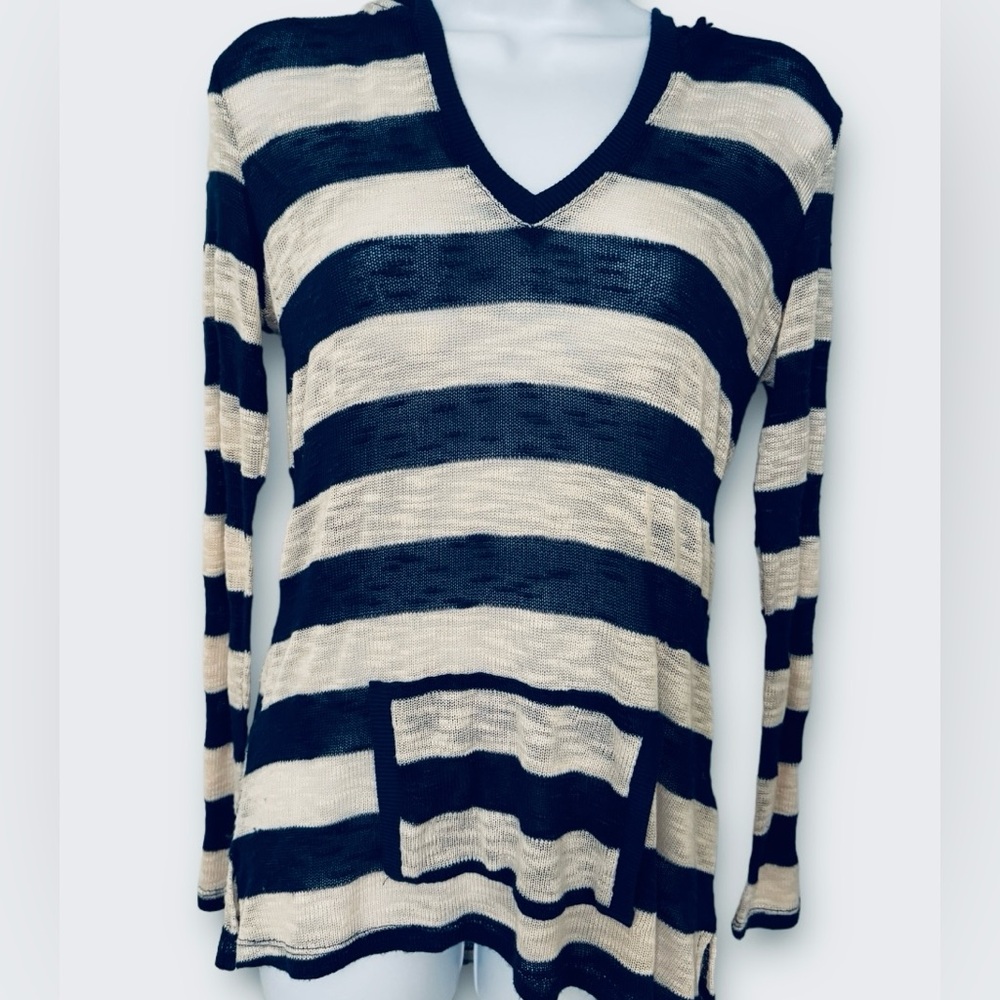 Women’s sheer beach hoodie size M